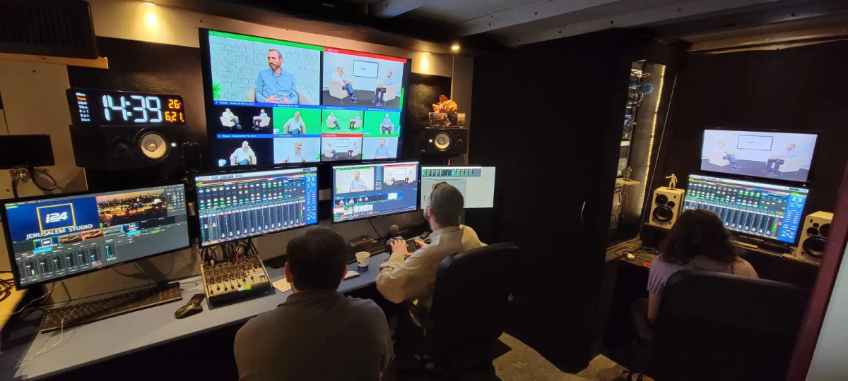 Recording & Editing at the Videohaus Studio - near Paradeplatz in Zürich